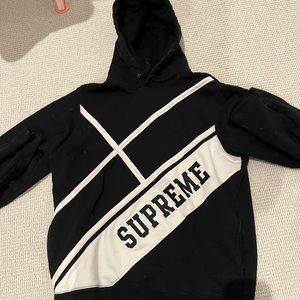 ♡black supreme hoodie♡ medium ♡